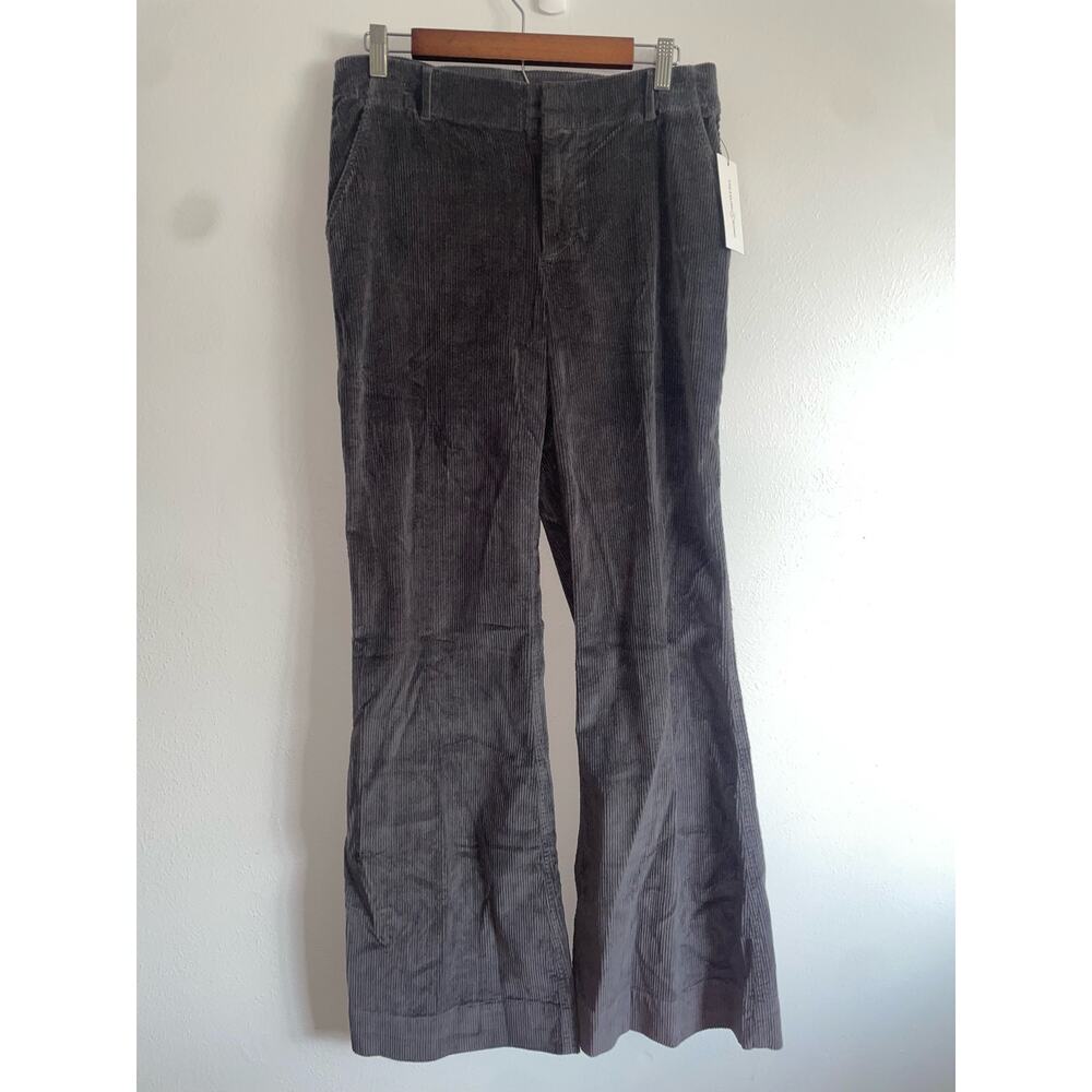 NWT Women’s Treasure Bond Corduroy Flare Grey Stretch Pants Size 10 98% Cotton